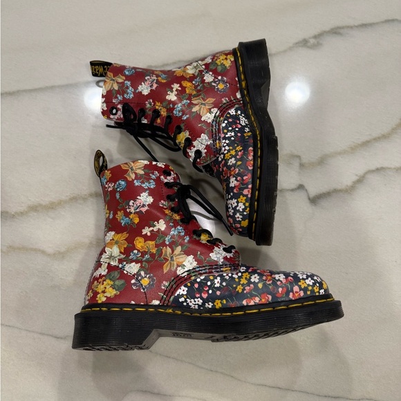 Dr Martens 1460 Pascal Boots Size 5 Floral Clash Wanderlust Red Purple - Picture 7 of 14